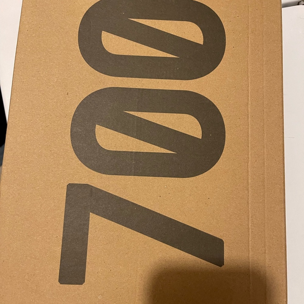 Yeezy 700 mvn size 14.5 new in the box